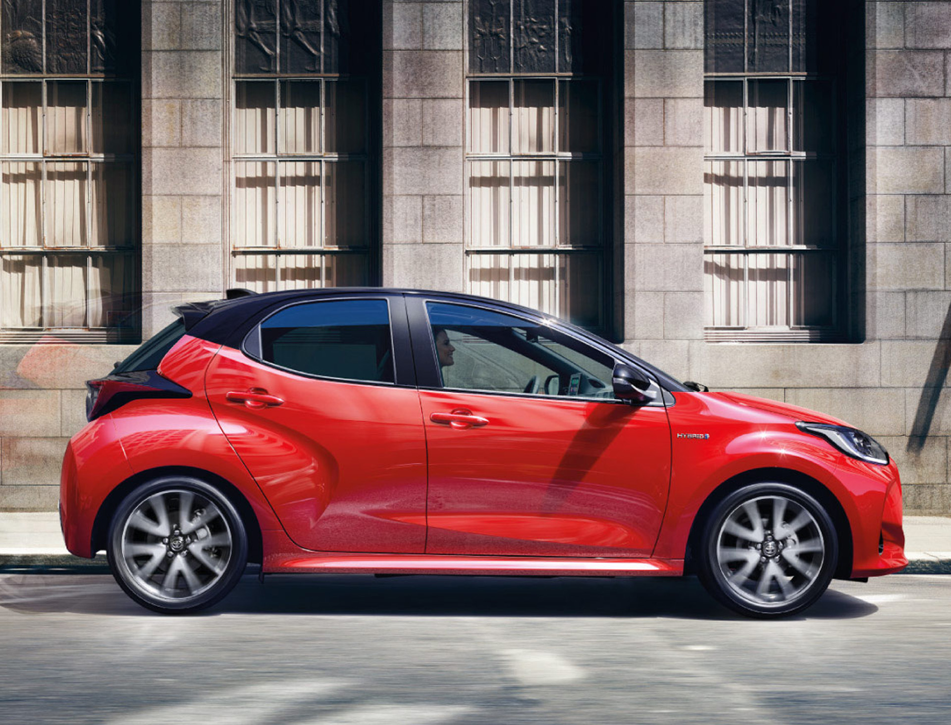 Miejskie Toyoty Aygo X, Yaris, Yaris Cross. Toyota stawia na duży wybór małych samochodów do miasta