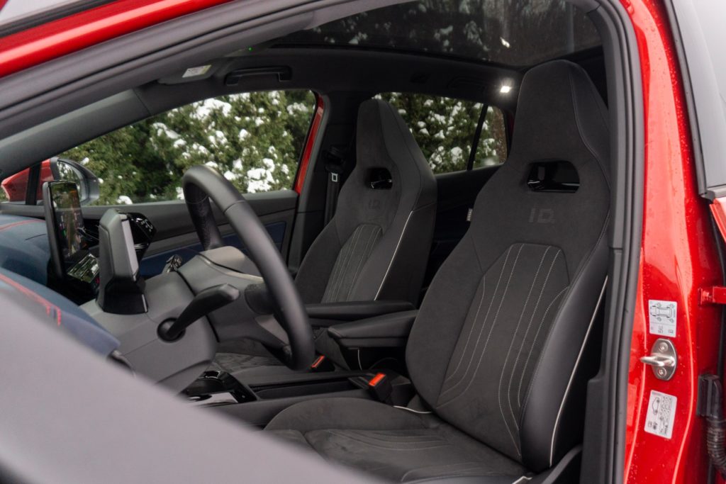 volkswagen ID.5 GTX fotele 