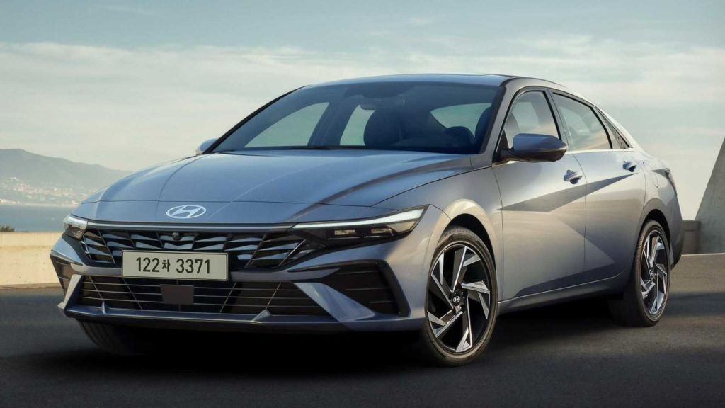 hyundai elantra lifting