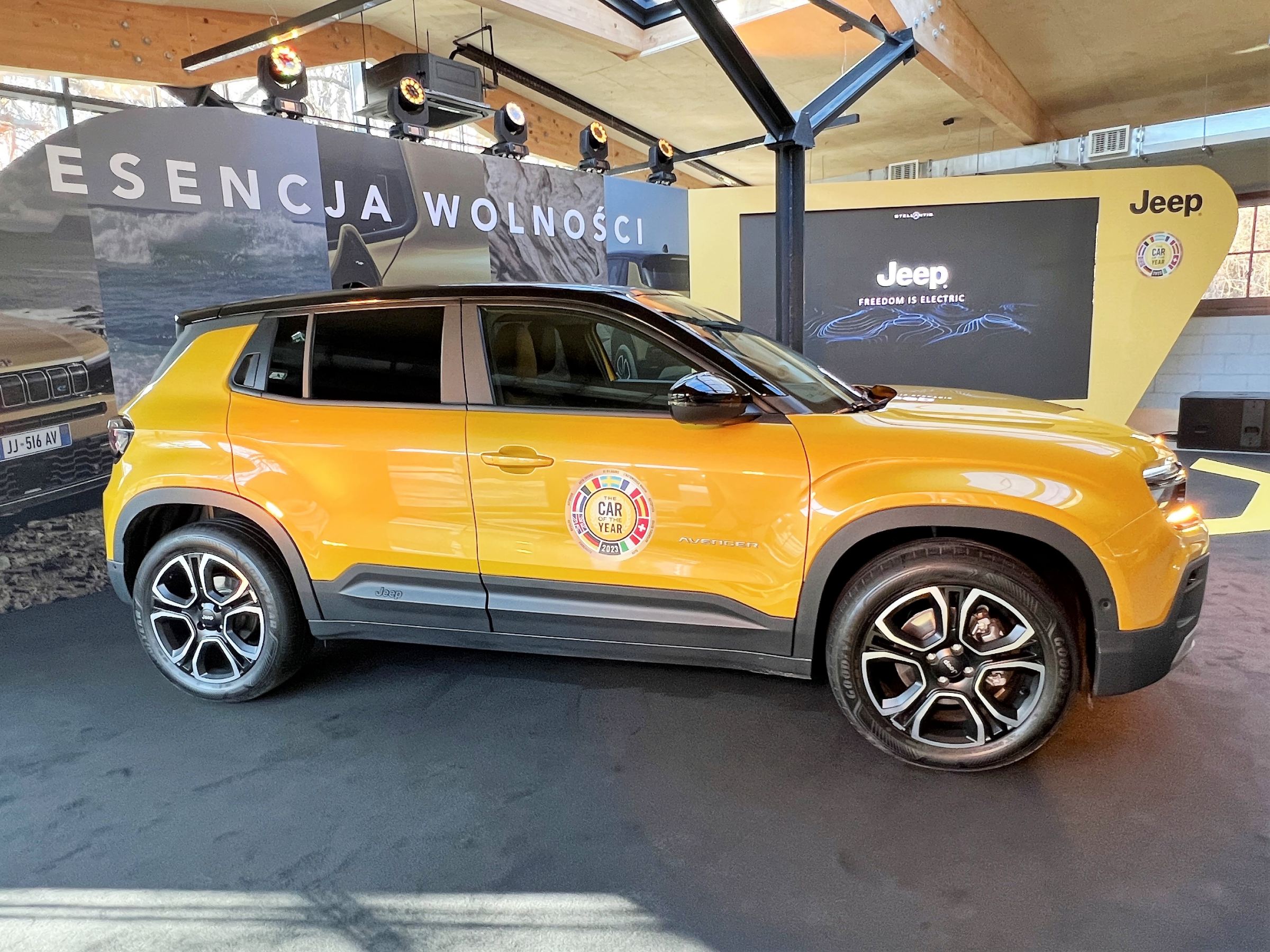 jeep avenger na żywo 