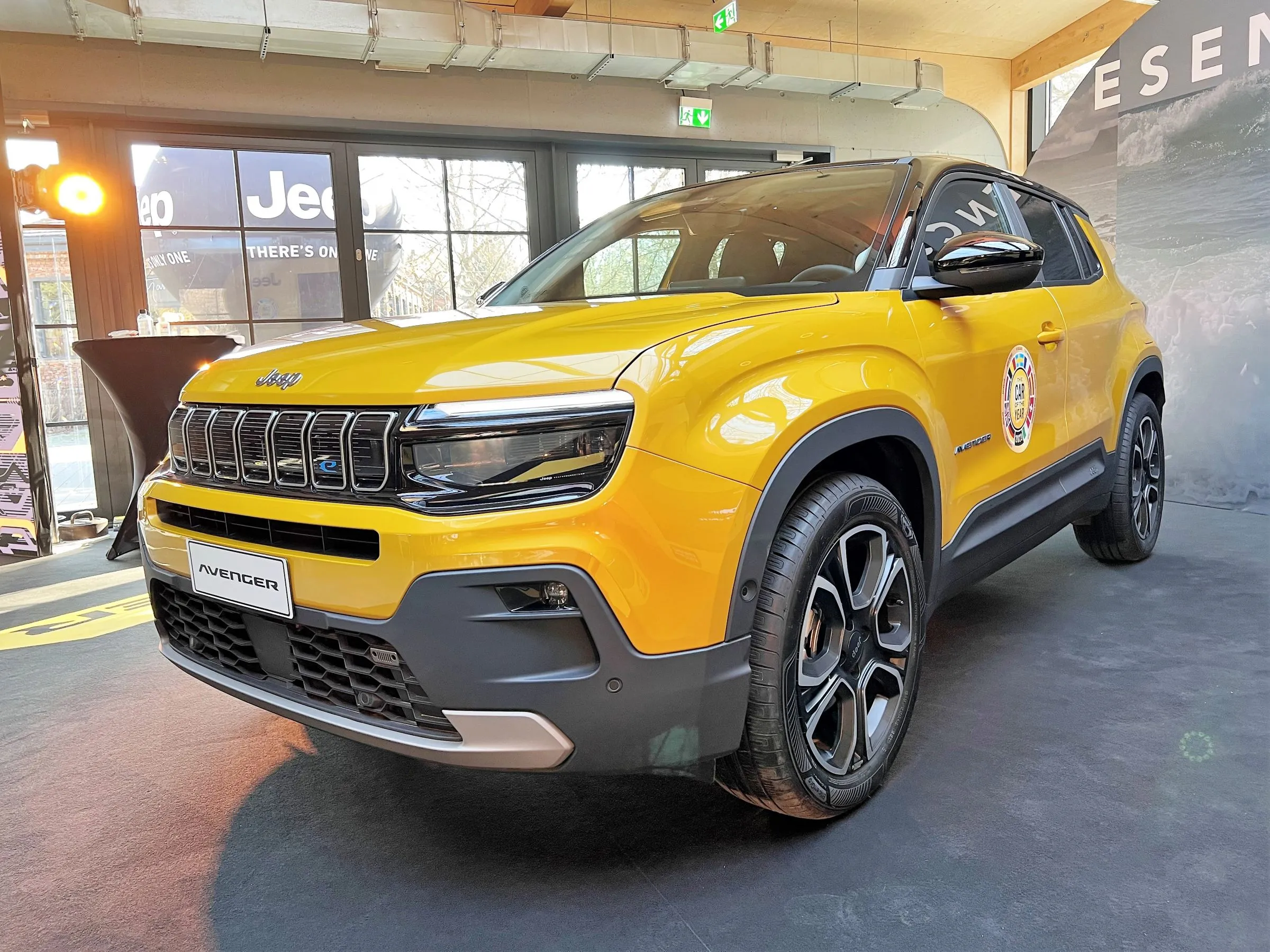 jeep avenger na żywo