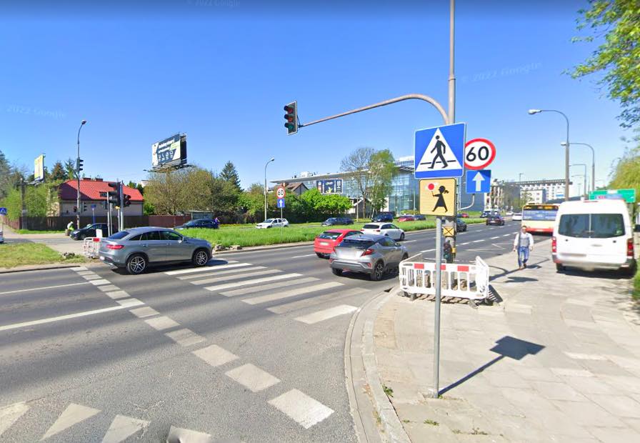 Na tym skrzyżowaniu oblejesz egzamin na prawo jazdy. Ktoś to sprytnie wymyślił
