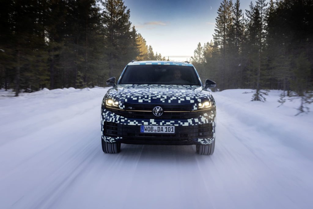 volkswagen touareg lifting podświetlana zdjęcia