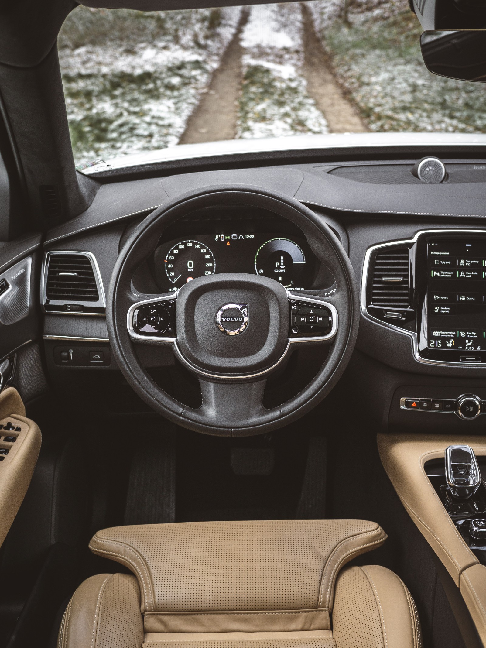 volvo xc90 b5 