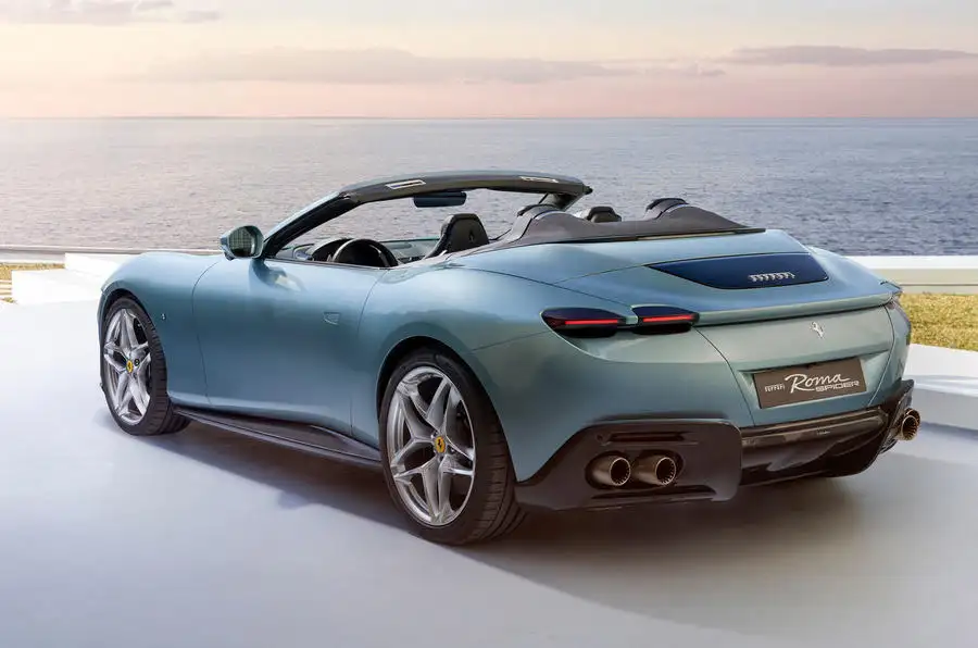 Ferrari Roma Spider