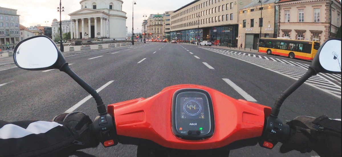 12-latek prowadził lepiej od matki. Gdy złapała ich policja, ona siedziała z tyłu