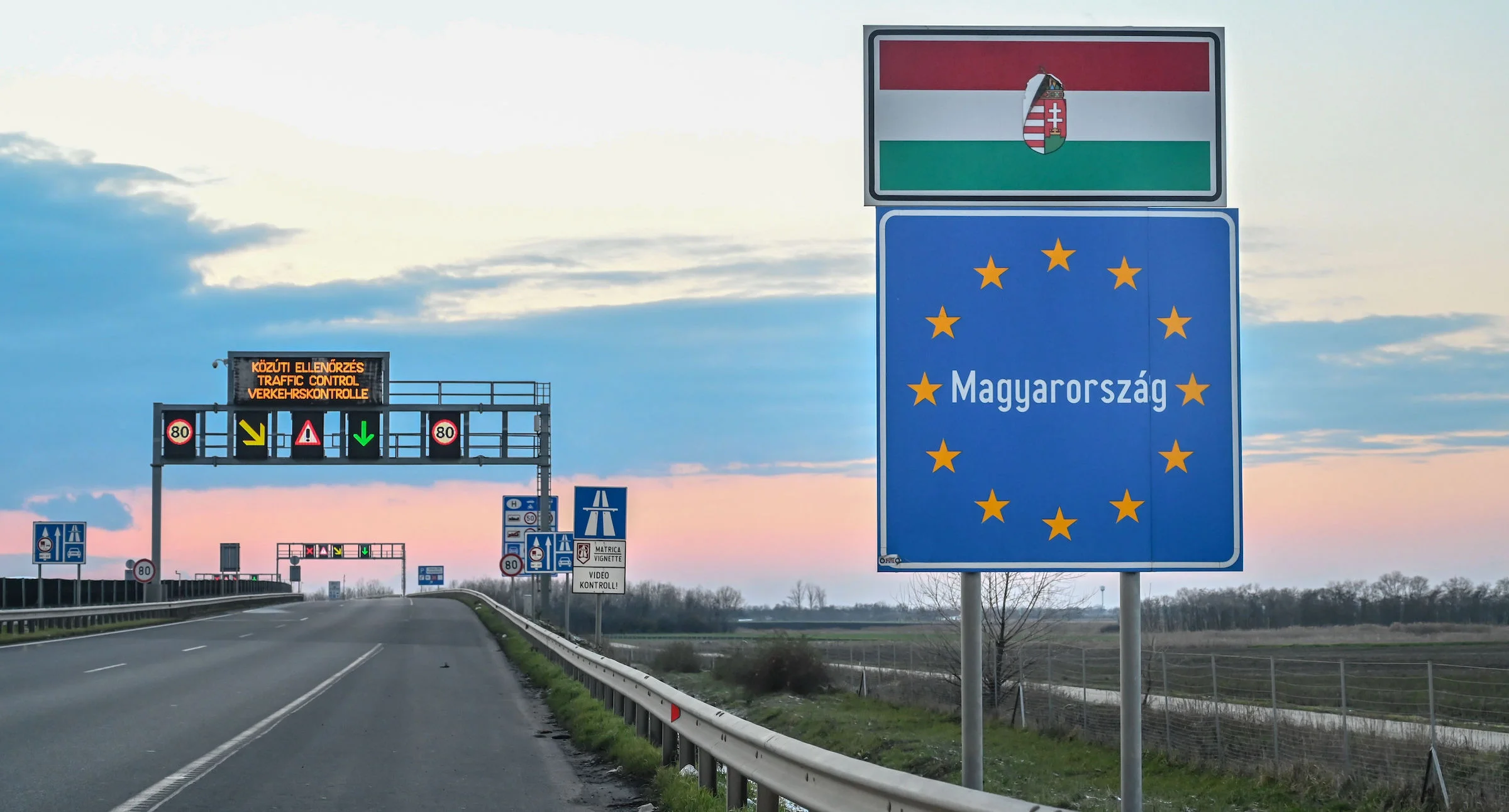 W sam raz na wakacyjny wyjazd. Za autostrady w Polsce i zagranicą zapłacisz jedną aplikacją