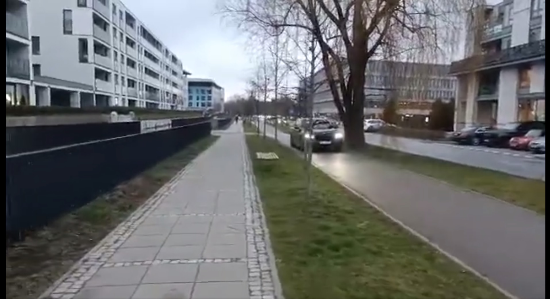 Pomóżcie mi ustalić markę nietypowego roweru, który jechał po ścieżce rowerowej w Warszawie. Chyba jest niemiecki