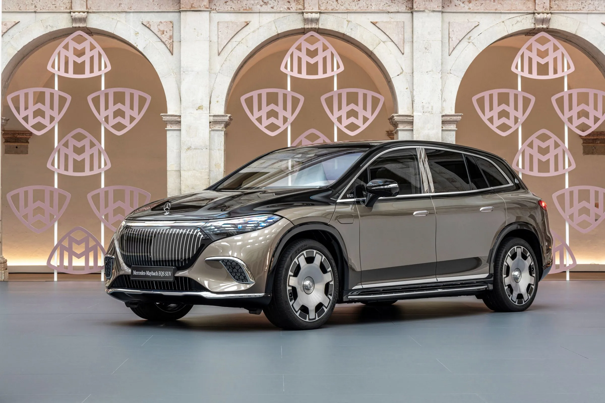 mercedes maybach eqs suv