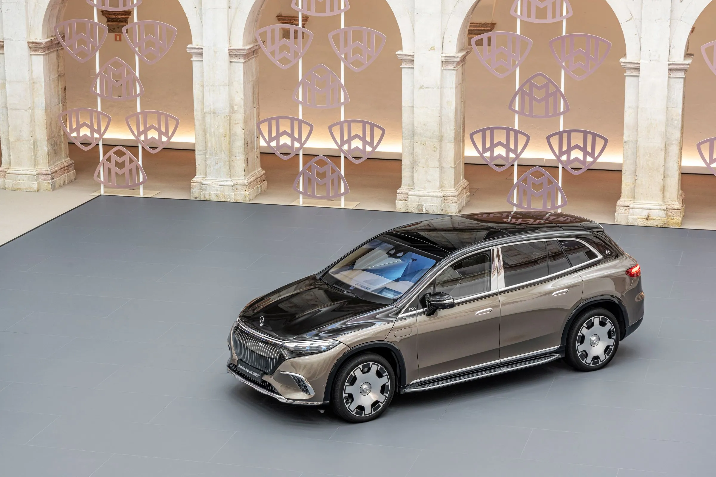 mercedes maybach eqs suv