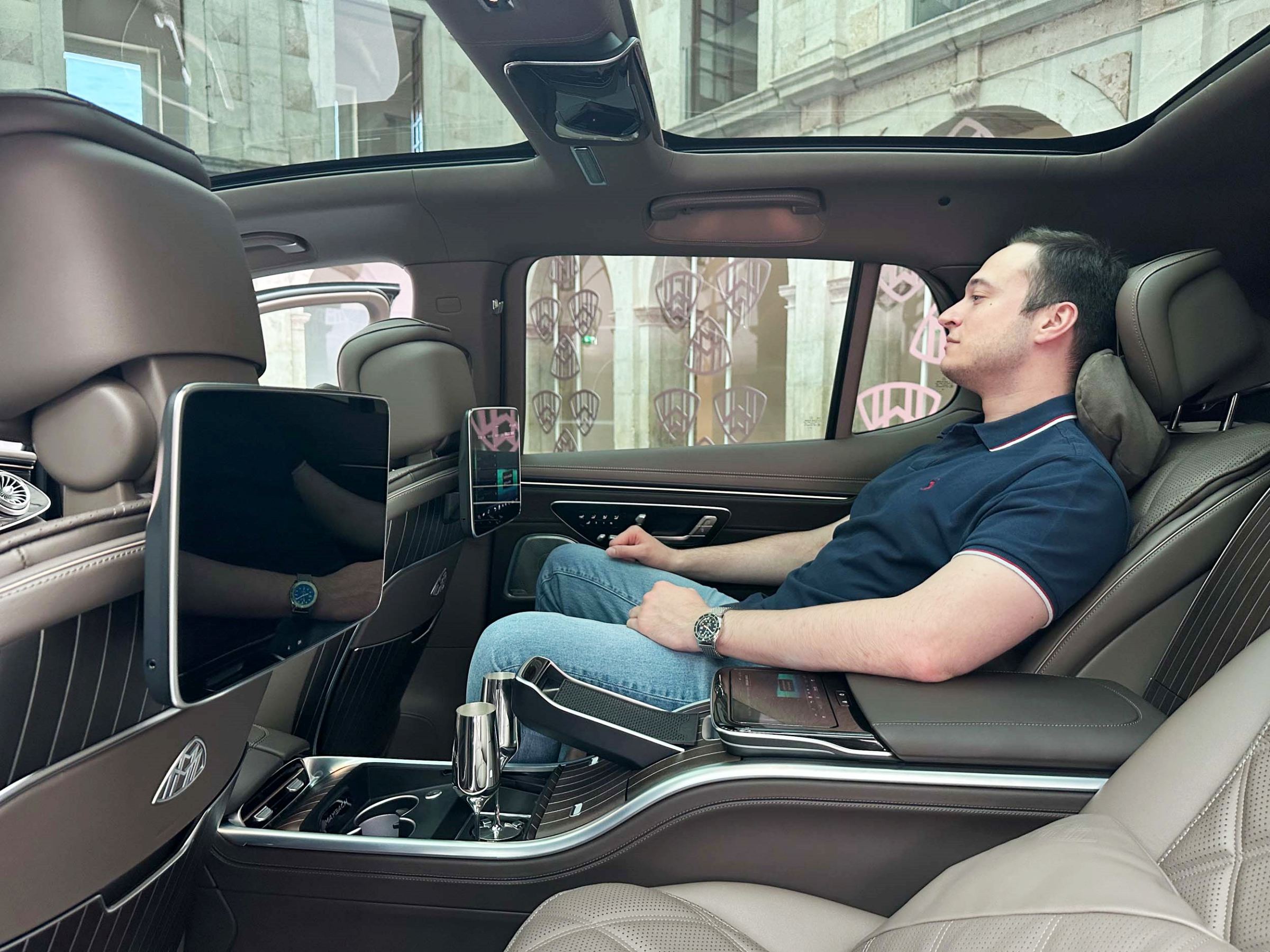 mercedes maybach eqs suv 