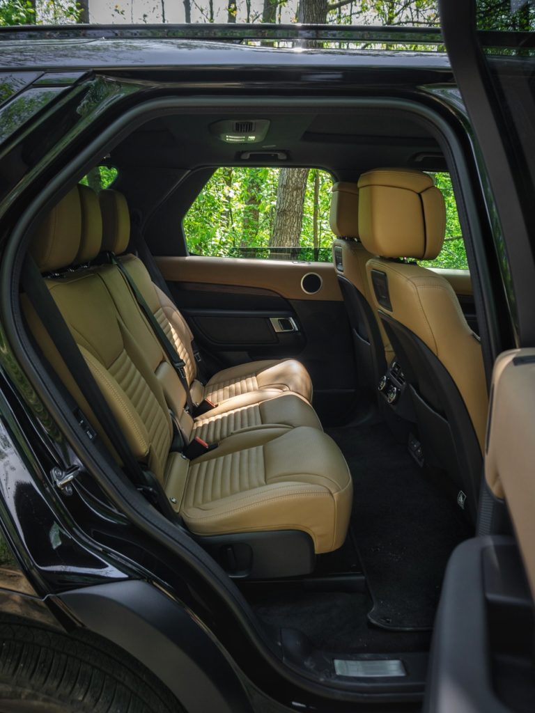 land rover discovery 5