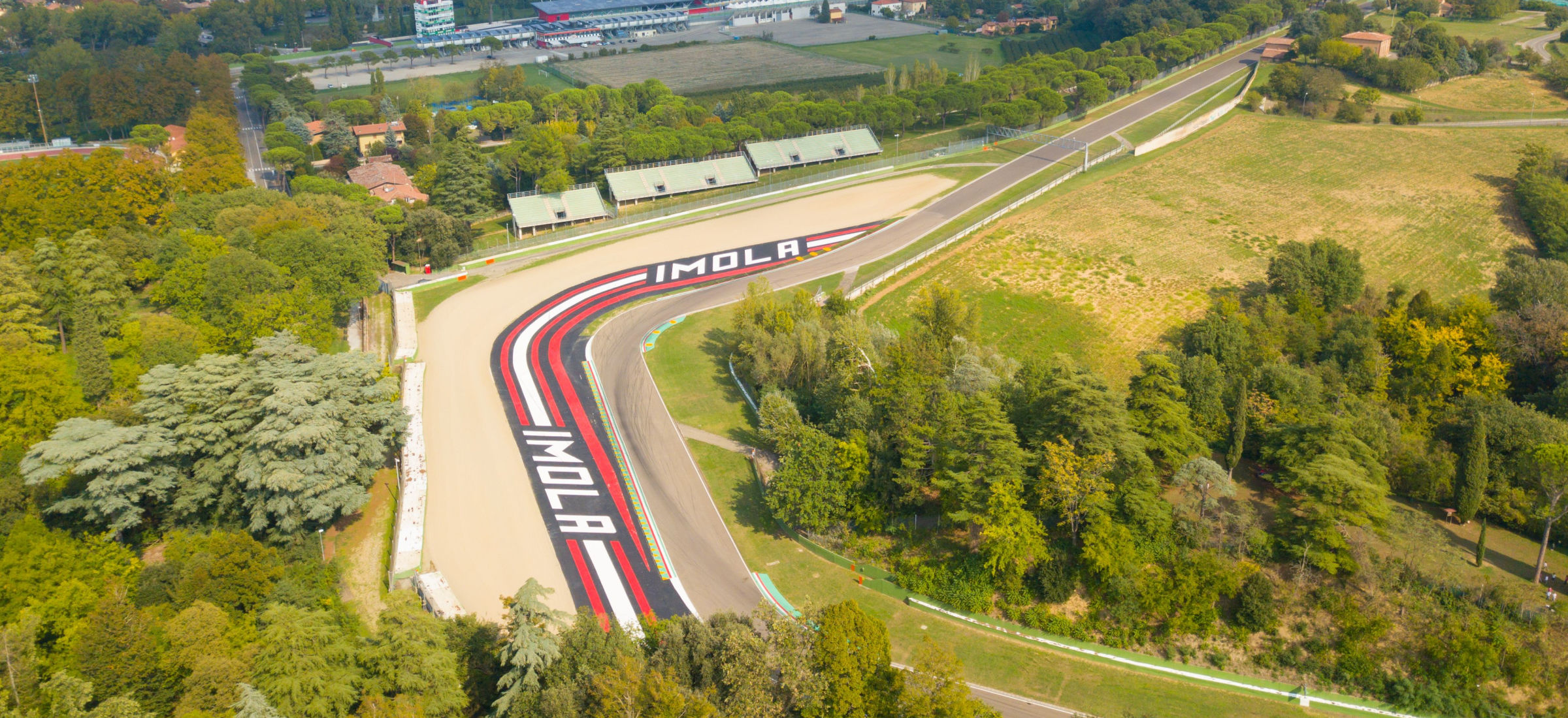 W ten weekend nie pojadą. Formuła 1 podjęła dezycję o odwołaniu GP Emilia-Romagna na torze Imola