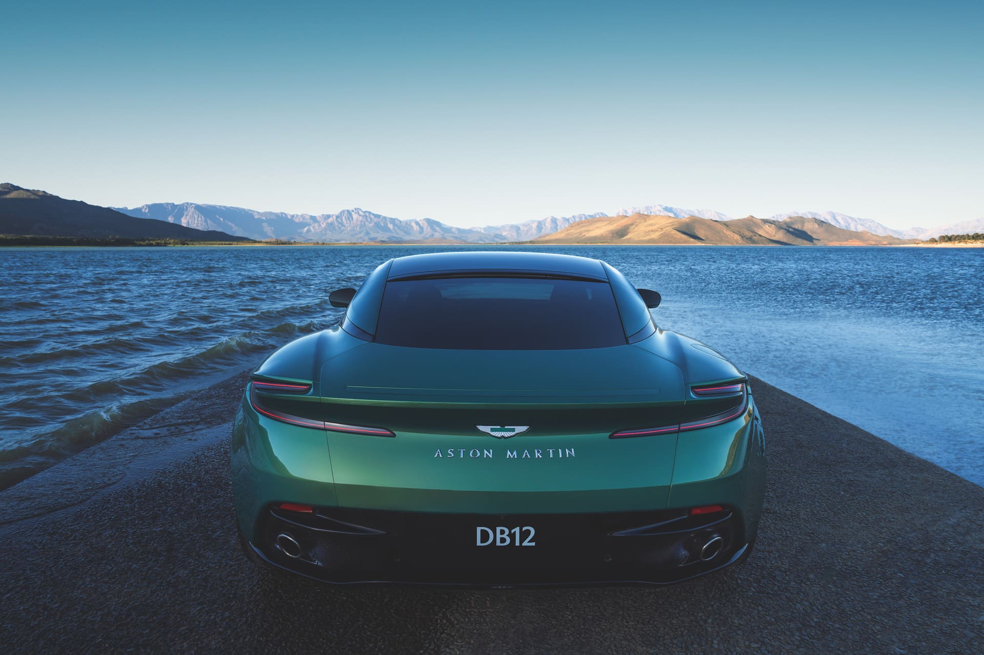 aston martin db12