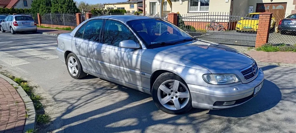opel omega v8 na sprzedaż