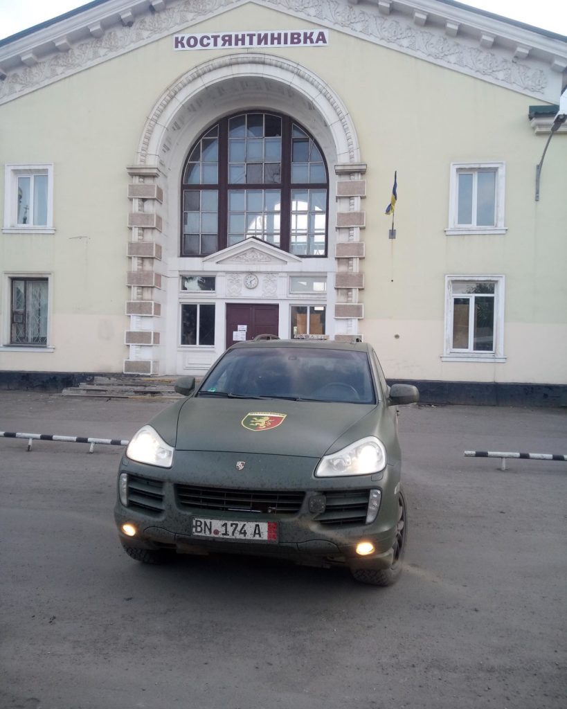 Porsche Cayenne wóz bojowy