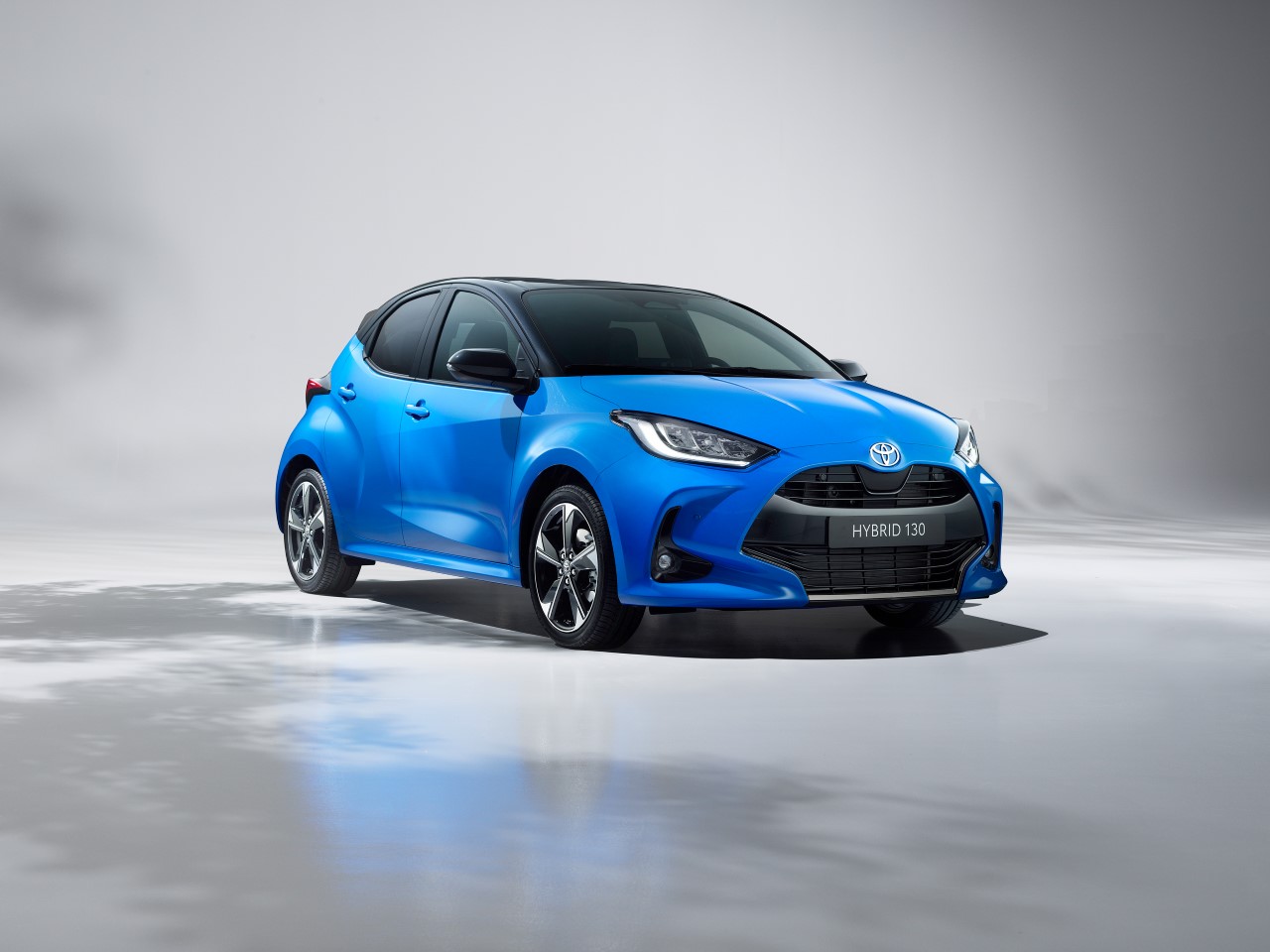 Toyota Yaris dostała nowy napęd. Wciąż ma 3 cylindry, ale nie będziesz narzekać
