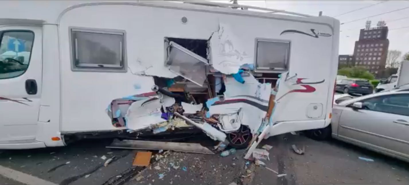 Jeśli tramwaj ma zielone i ty masz zielone, to tramwaj ma bardziej zielone od ciebie