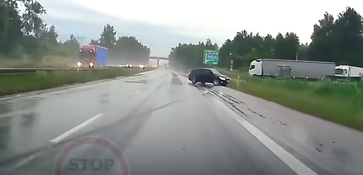 aquaplaning