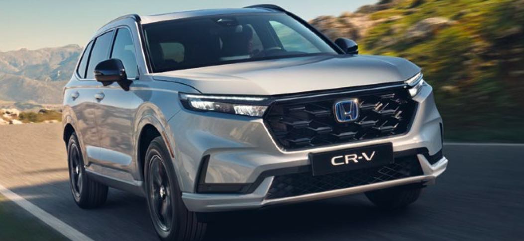 Nowa Honda CR-V plug-in kosztuje prawie 280 tys. zł. Co można kupić za te pieniądze?