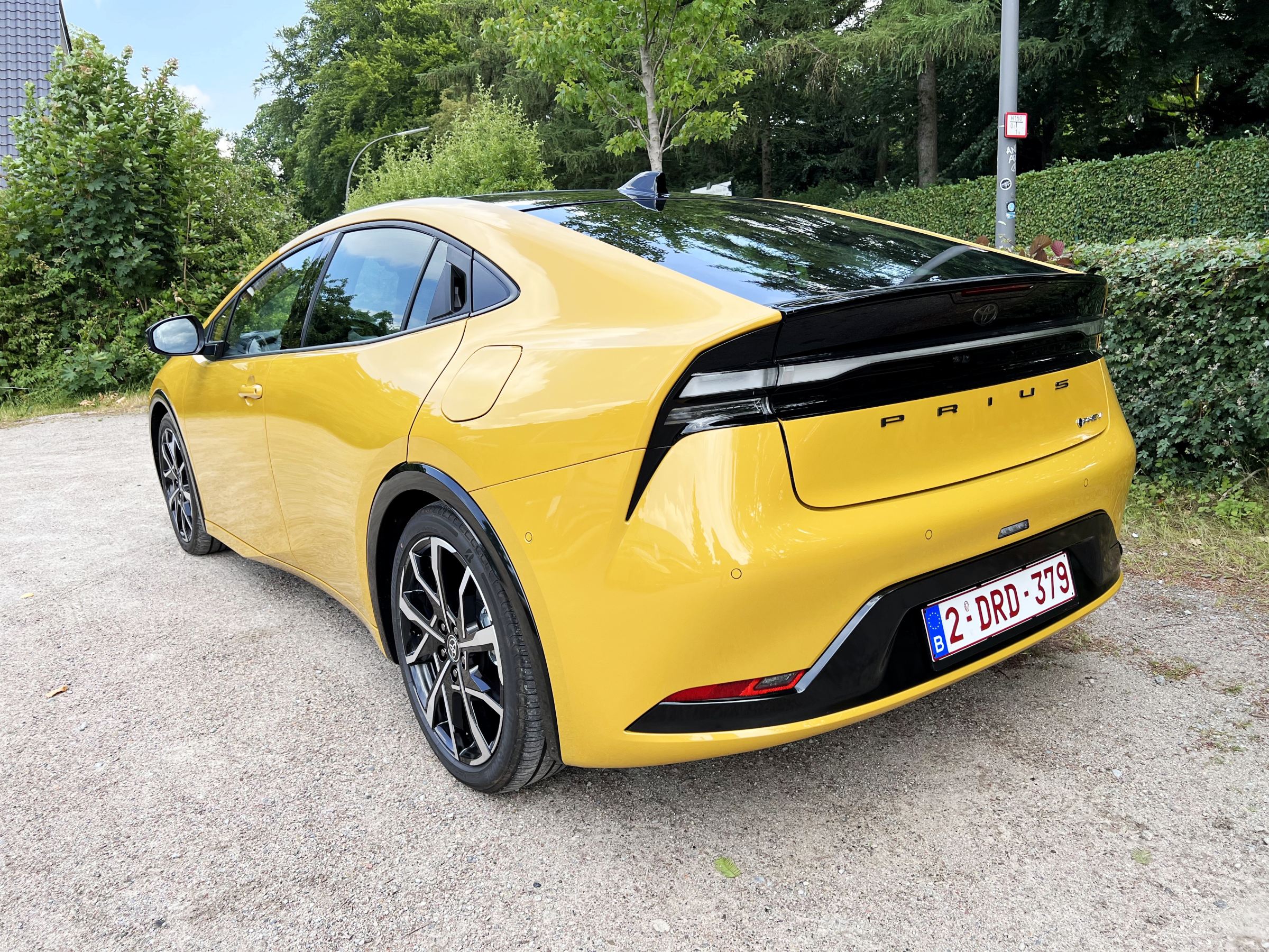 toyota prius v 