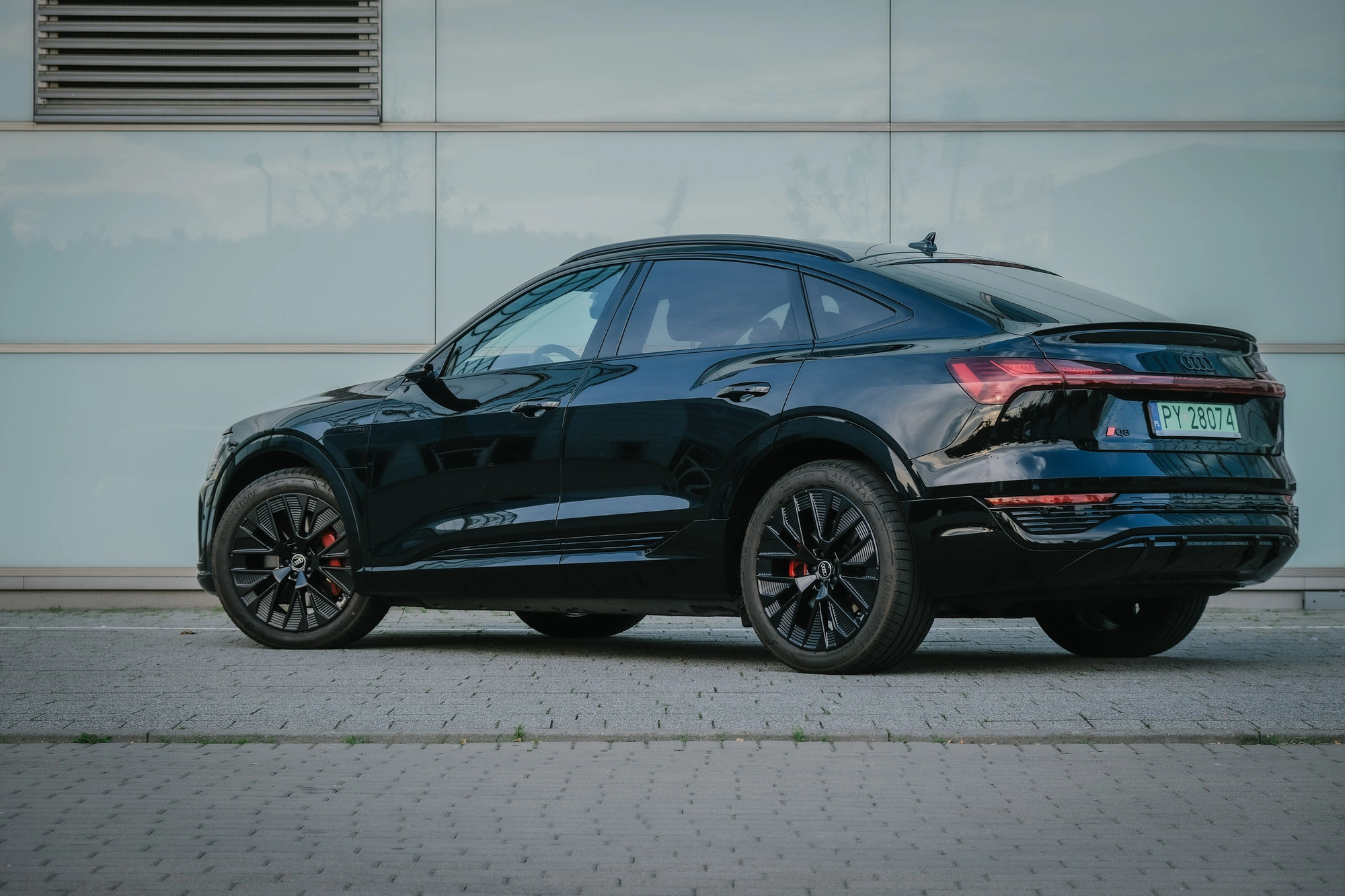 Wielki SUV Audi znika bez następcy. Trzy tysiące osób idzie na bruk
