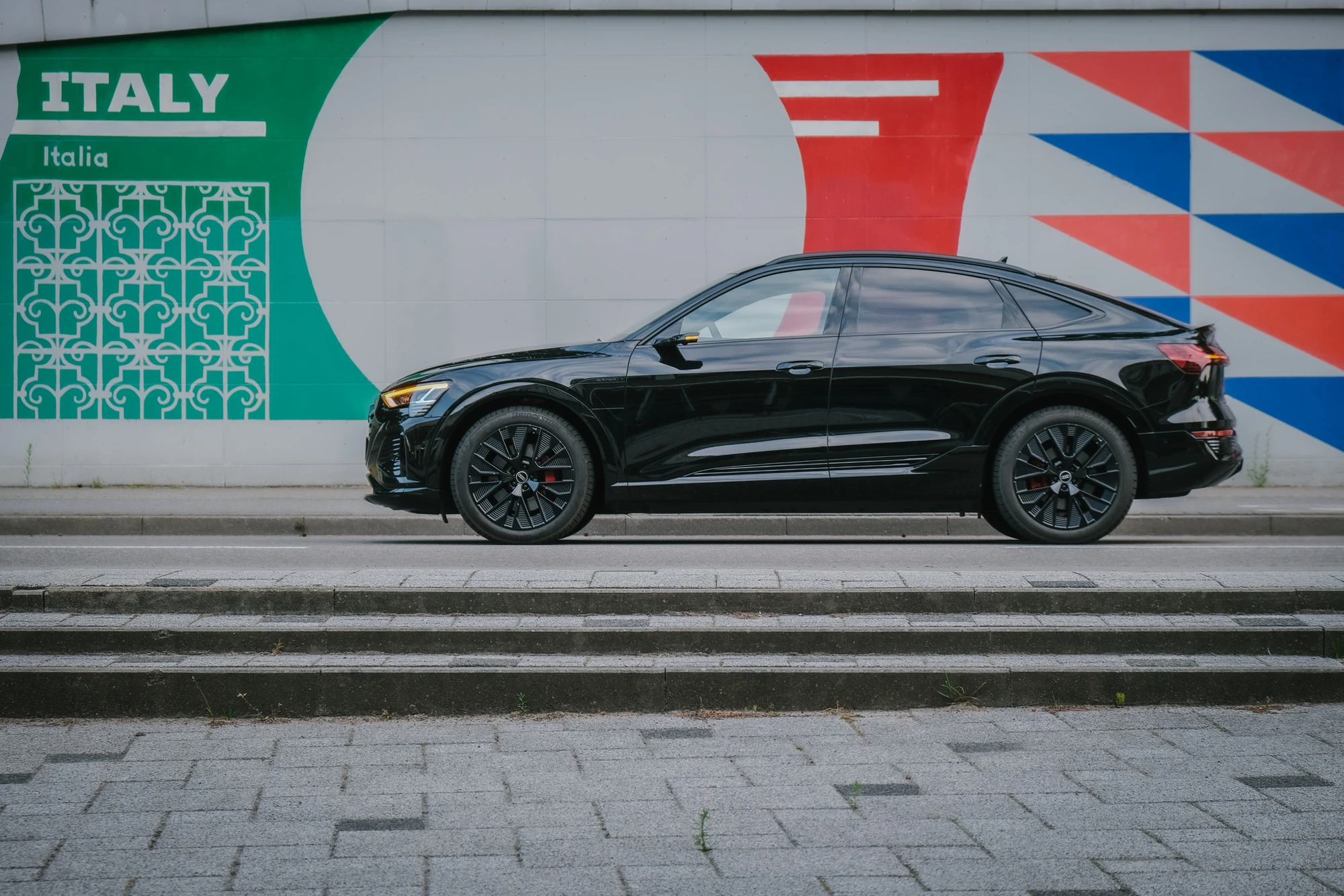 Q8 e-tron 