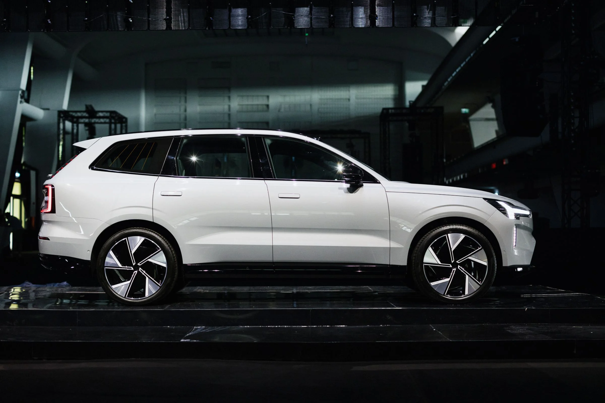 volvo ex90