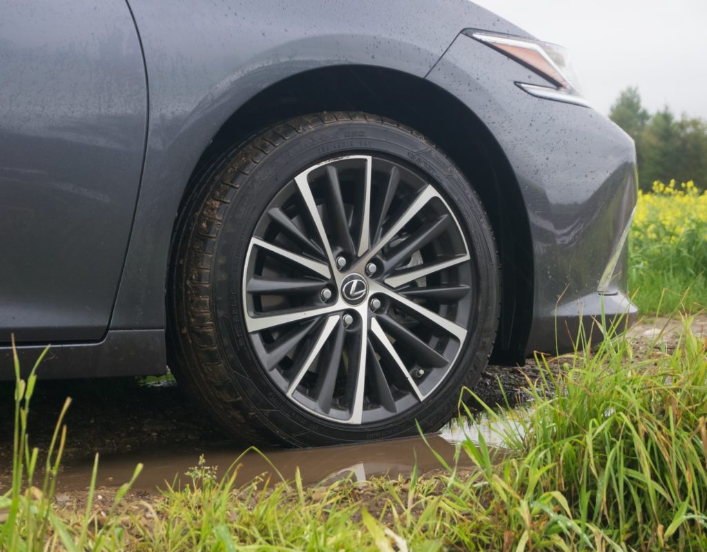 Lexus ES 300h felgi 