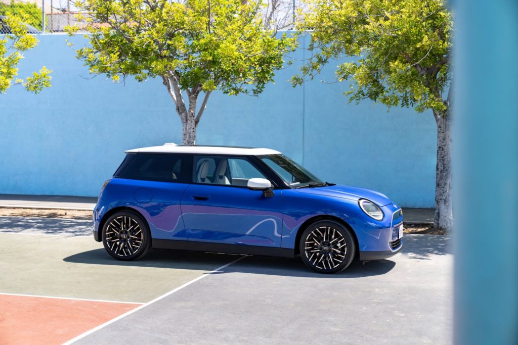 nowy mini cooper wnetrze 