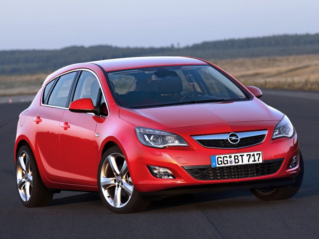 Opel Astra J awarie 