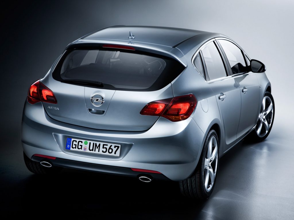 Opel Astra J awarie 