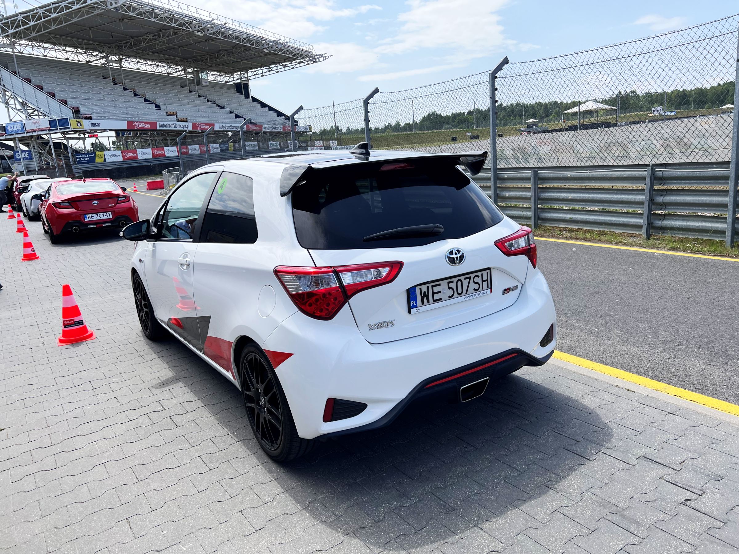 toyota yaris grmn 