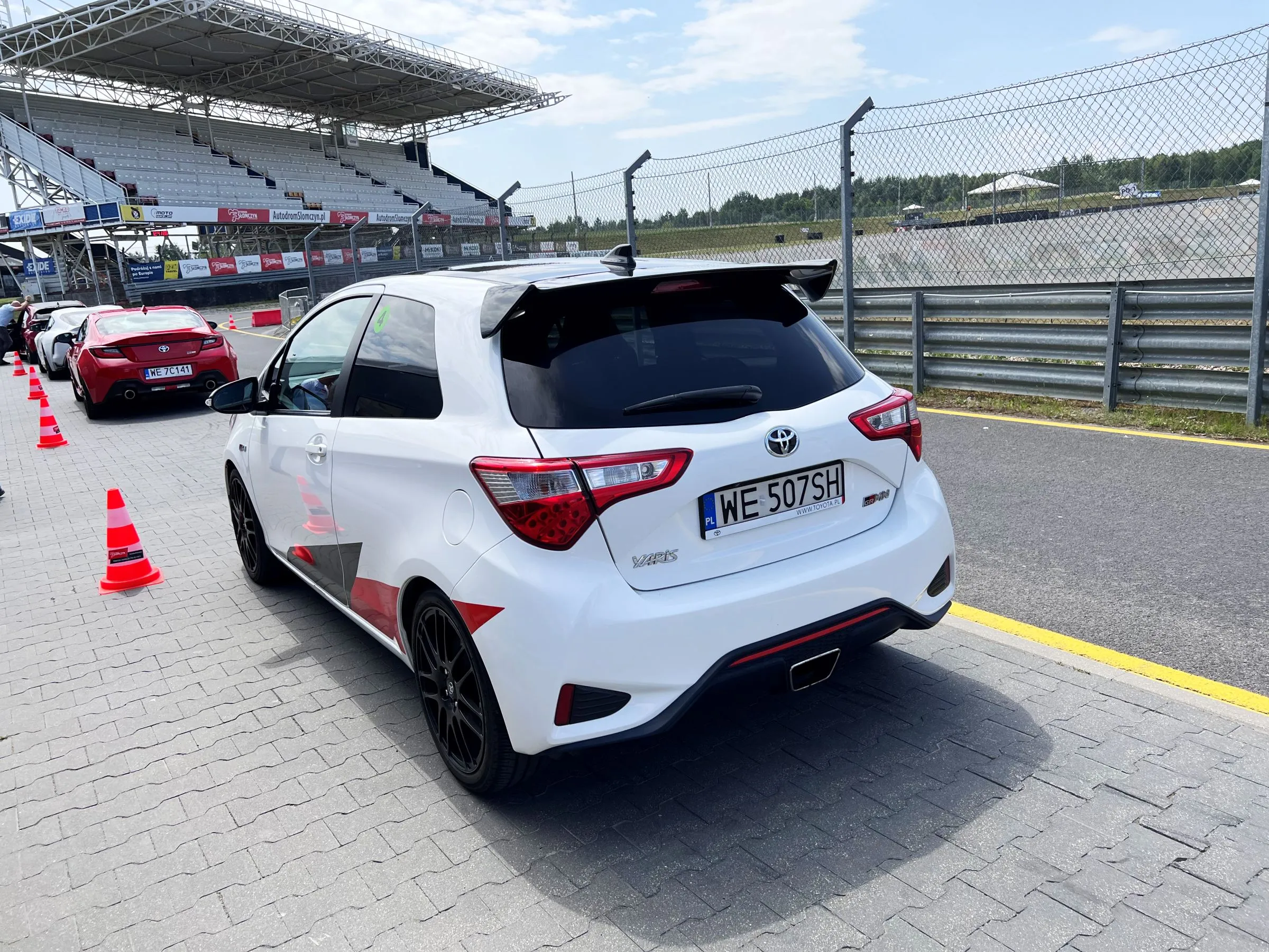toyota yaris grmn 