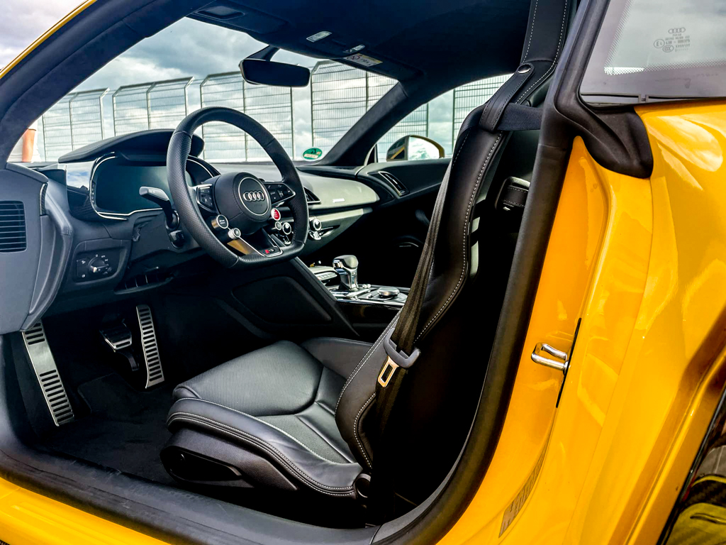 Audi R8