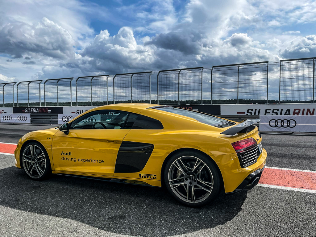 Audi R8