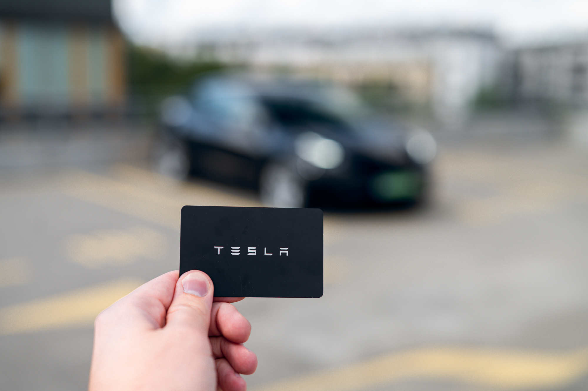 tesla model 3 rwd 