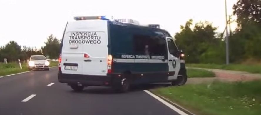 czy inspekcja transportu drogowego może zatrzymywać osobówki