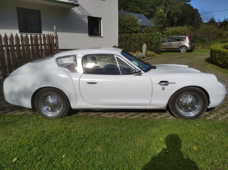 Cudze chwalicie, swego nie znacie. Oto ostateczny Aston Martin MX-5. Z Polski