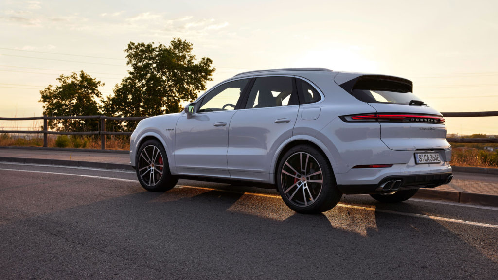 porsche cayenne turbo e-hybrid