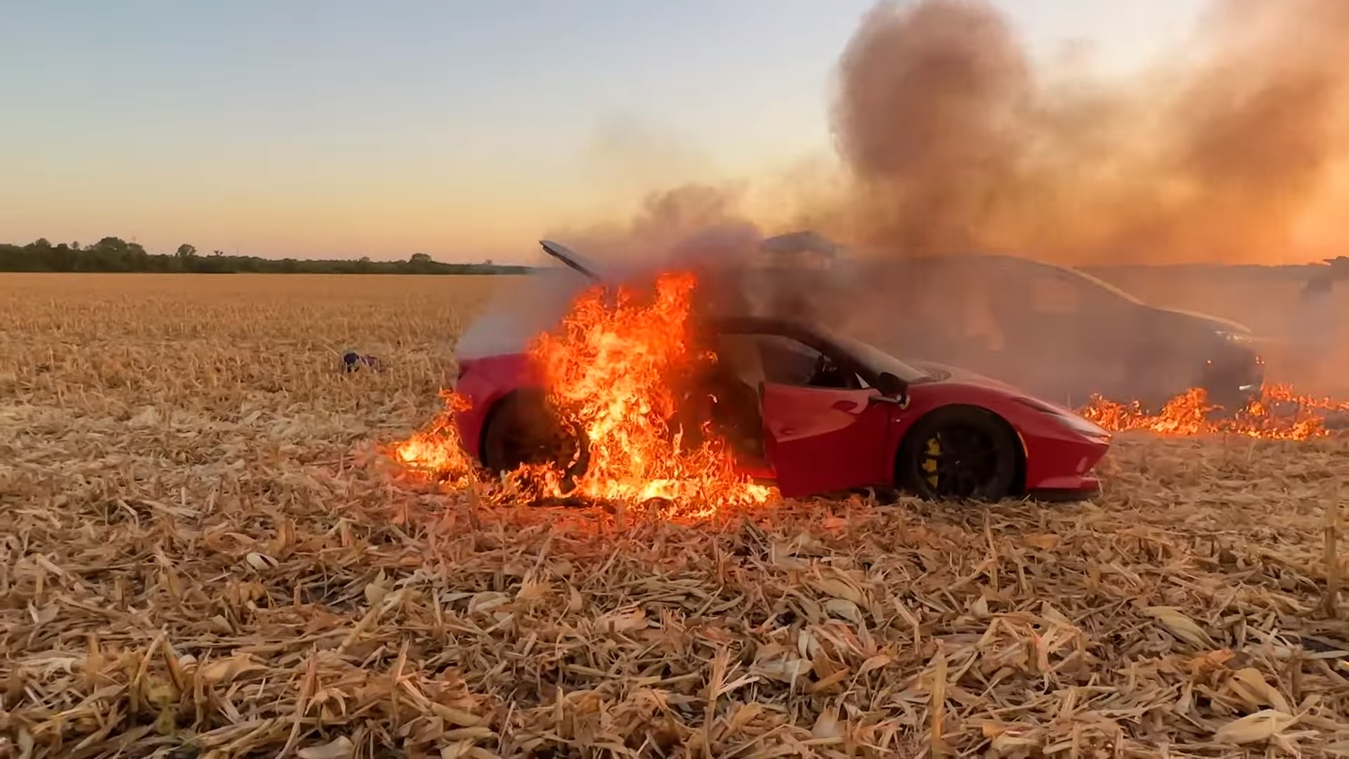 youtuber spalił ferrari f8 tributo