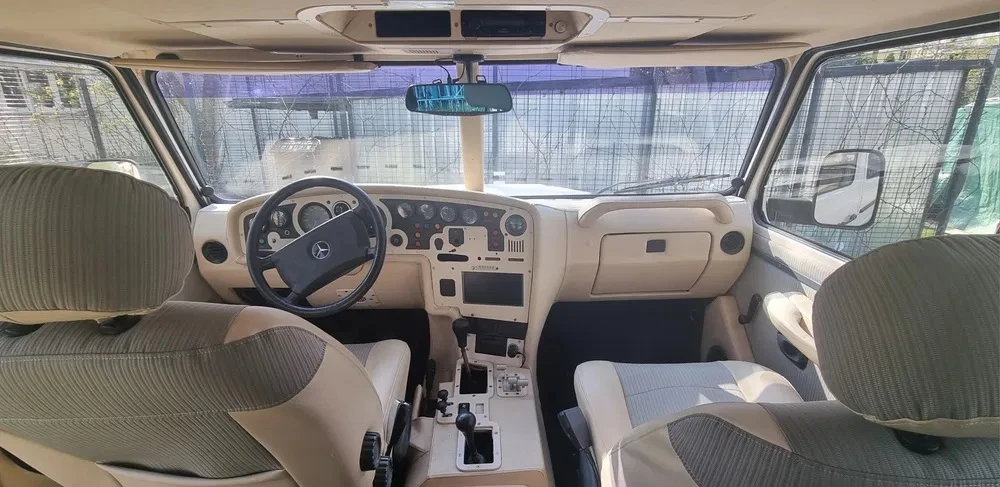 poszerzony mercedes klasy g