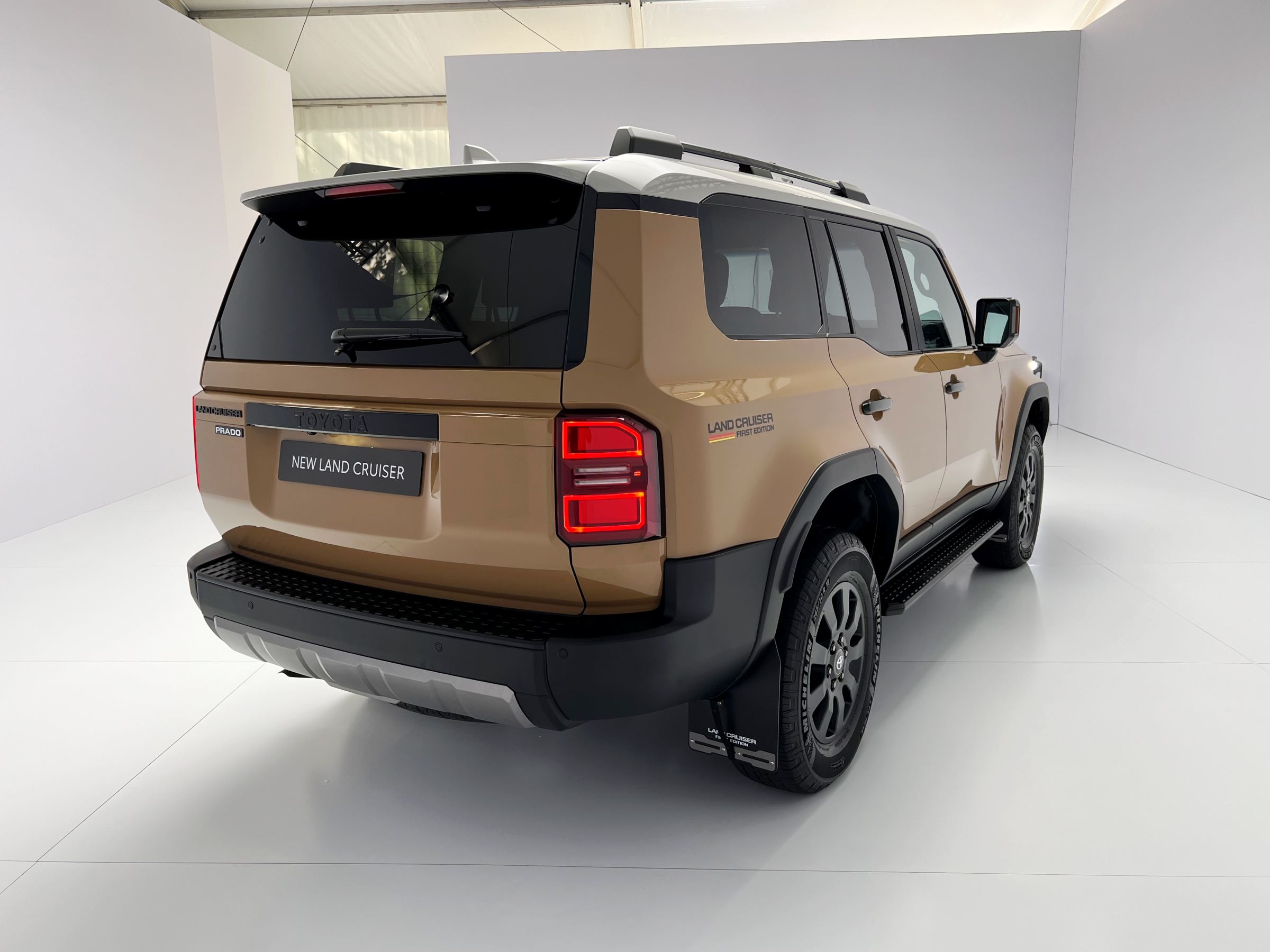 toyota land cruiser 150 