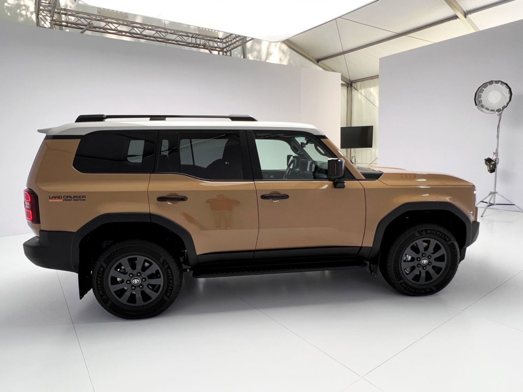 toyota land cruiser 150 