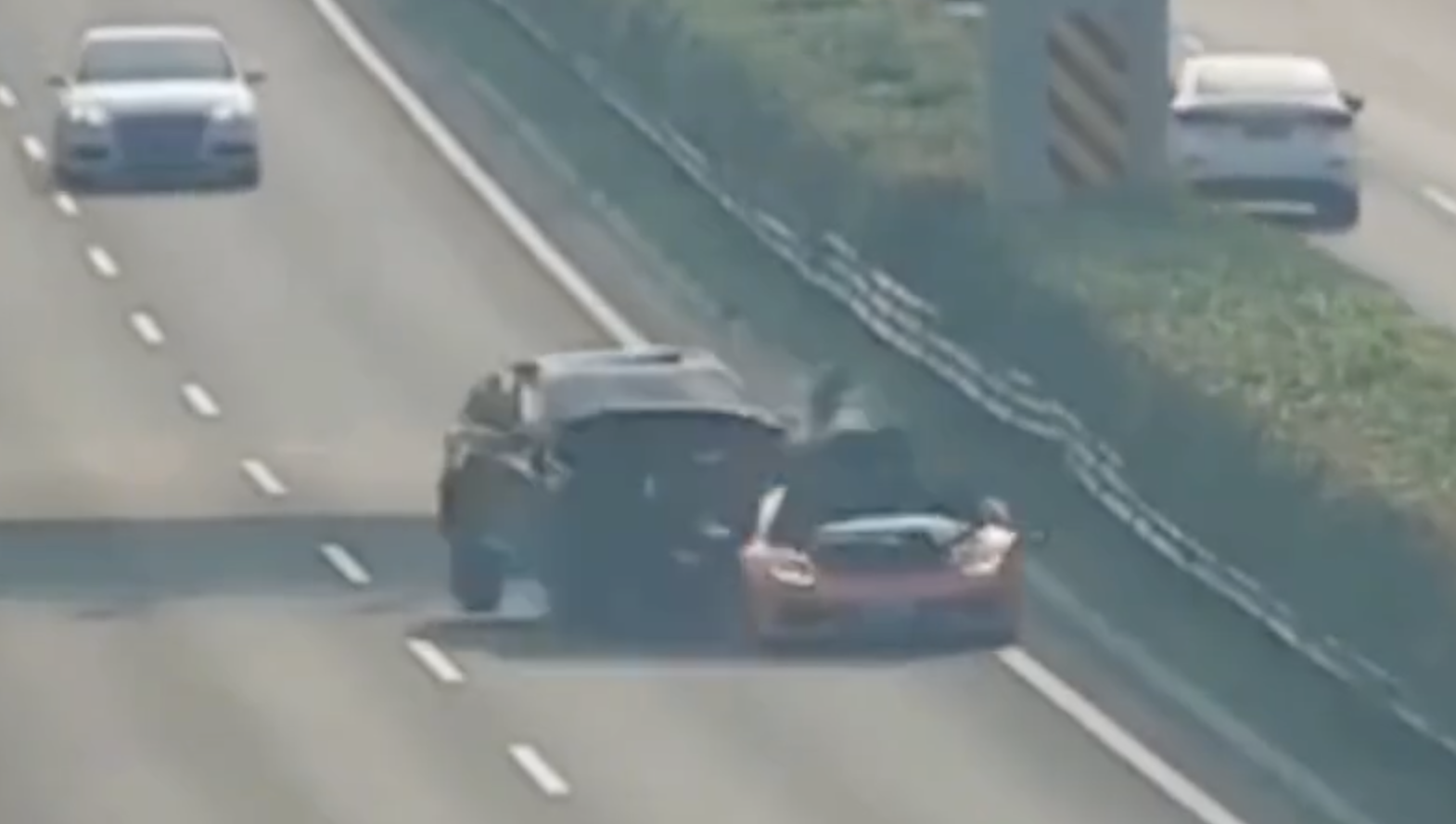 zepsute Lamborghini Geely