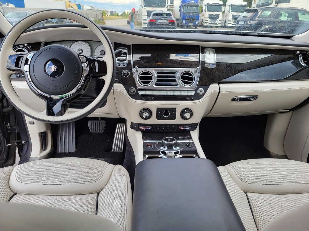 rolls-royce Janusza palikota 