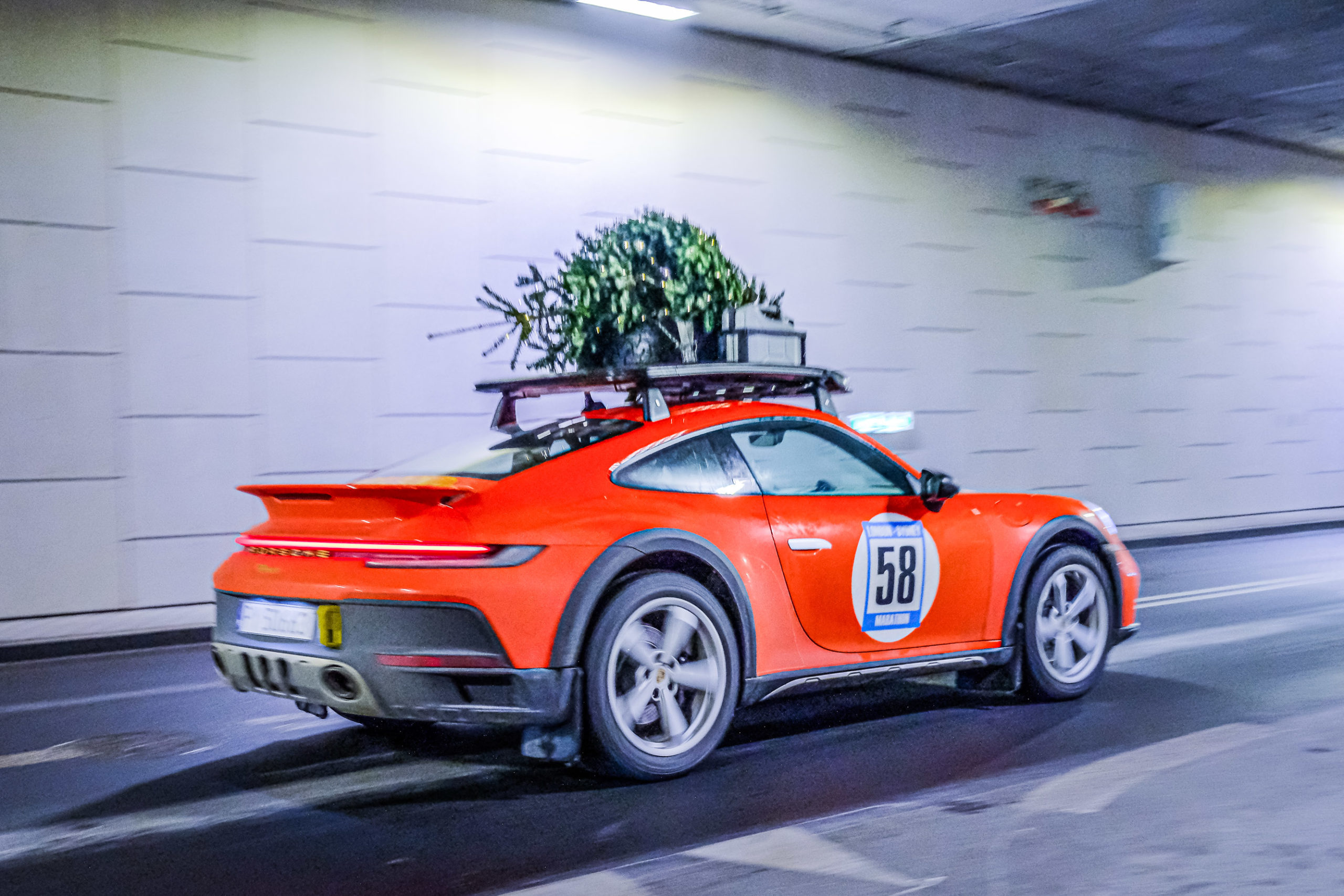Porsche Porsche 911 Dakar RED58 Special