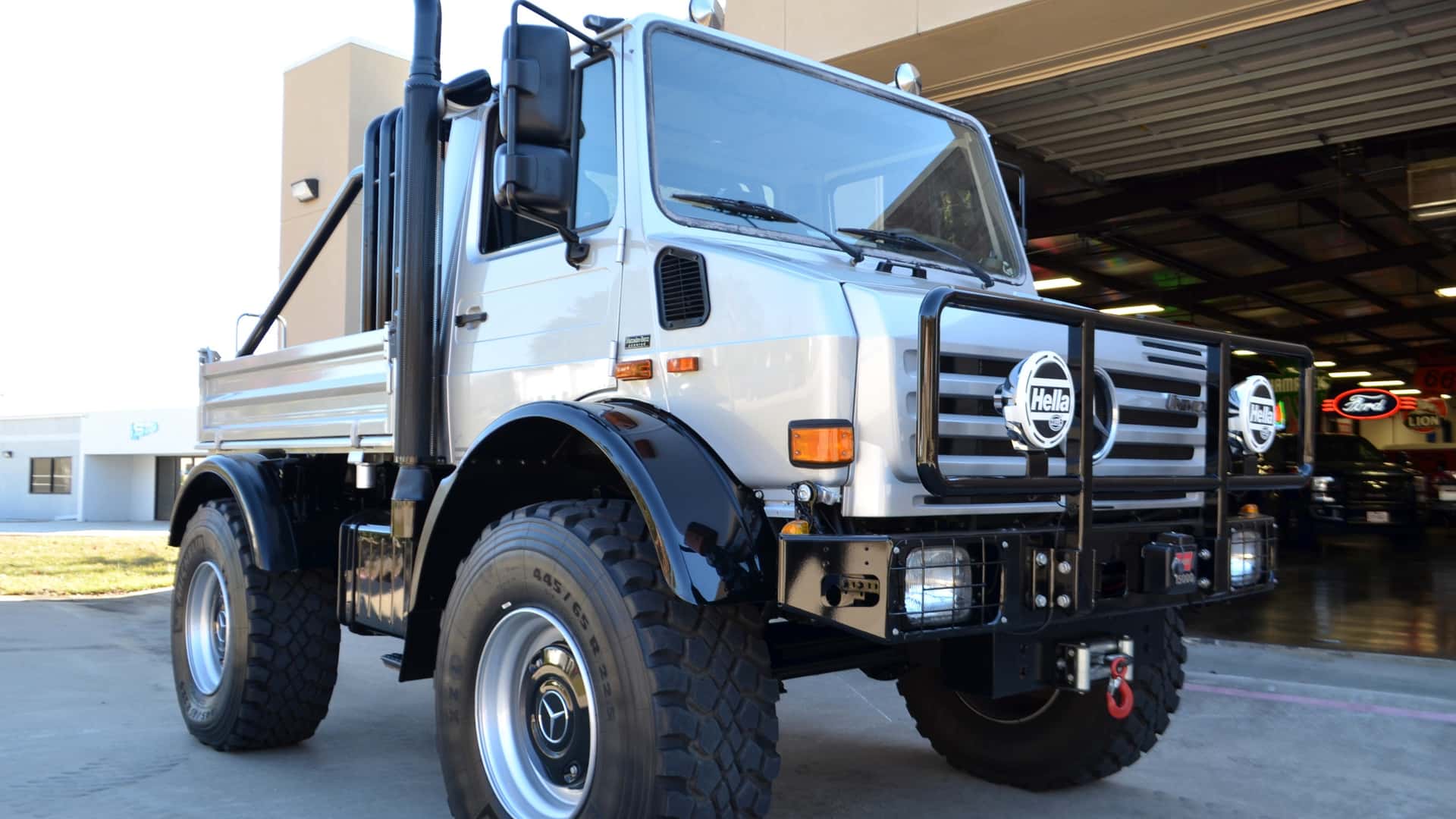 Mercedes Unimog