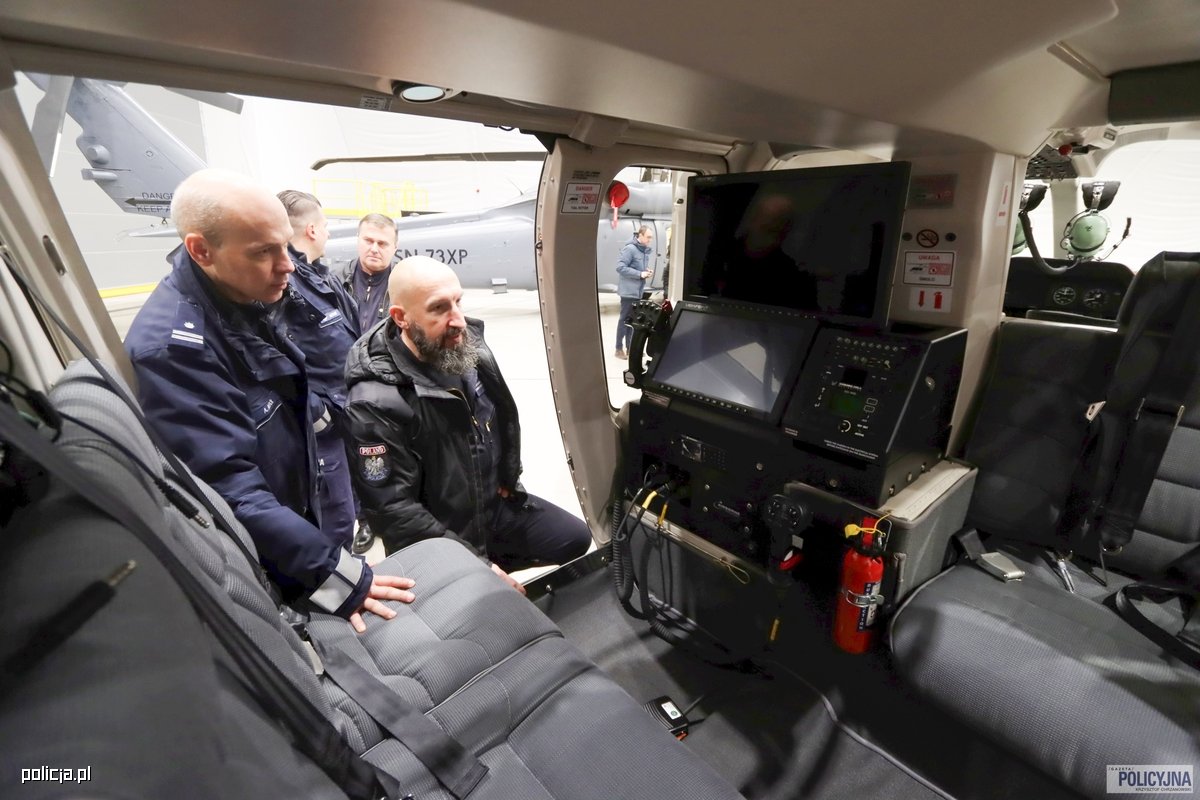 policyjne helikoptery