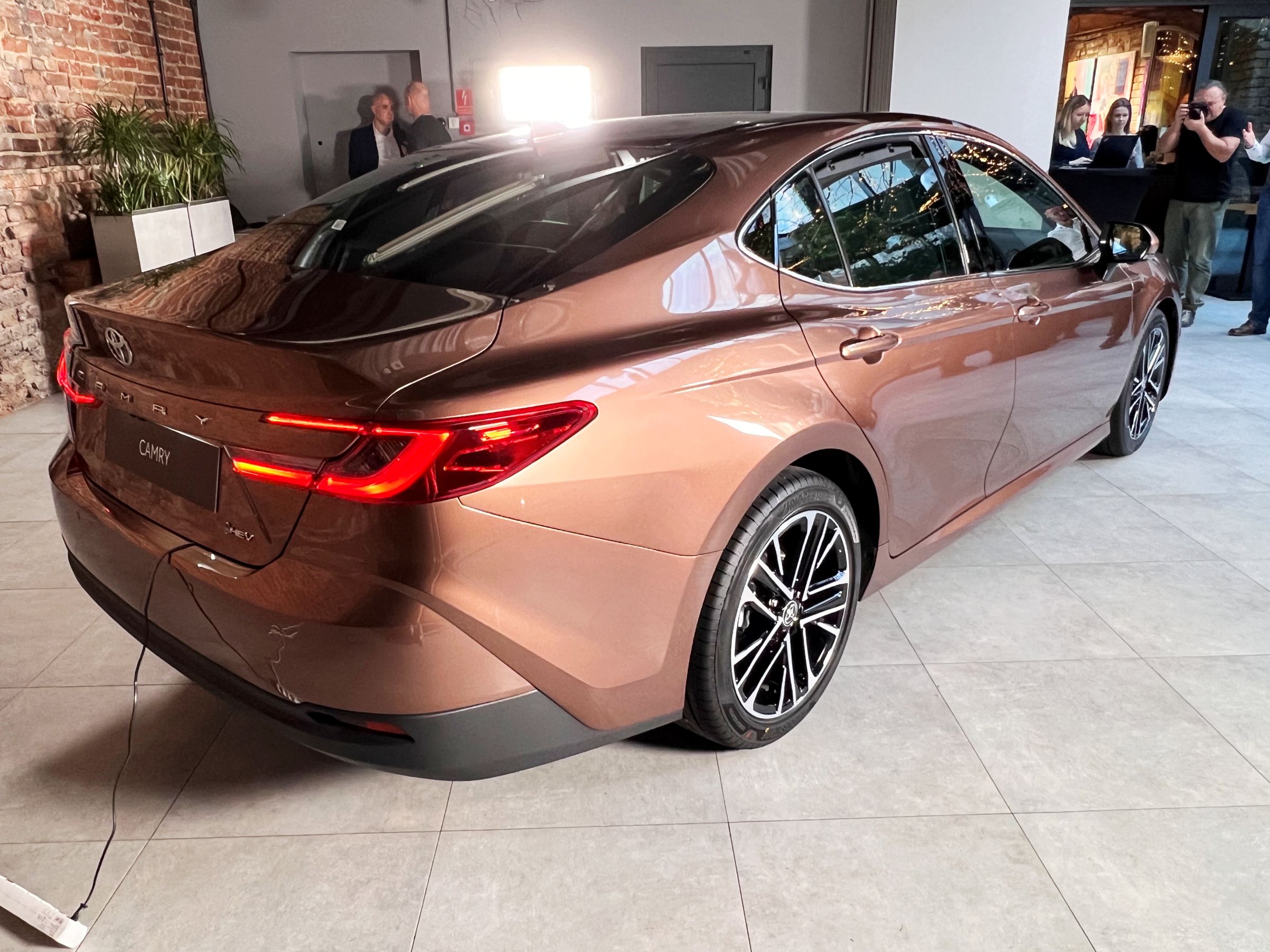 toyota camry 2024 